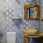 Alpha Stone House Готель 4*