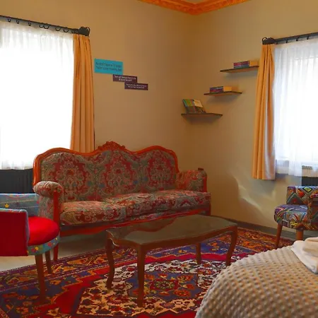 Alpha Stone House Hotel *