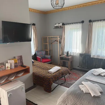 Alpha Stone House Hotel *