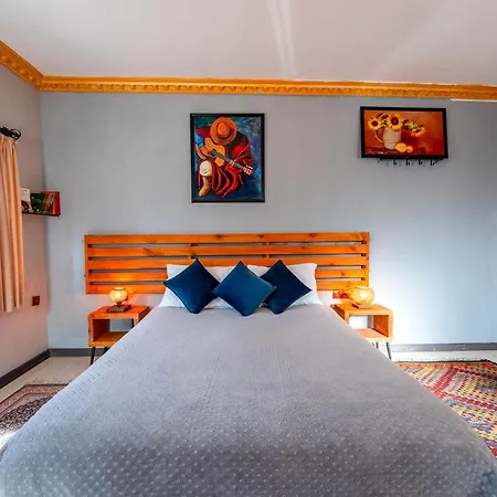 Alpha Stone House Szálloda 4*