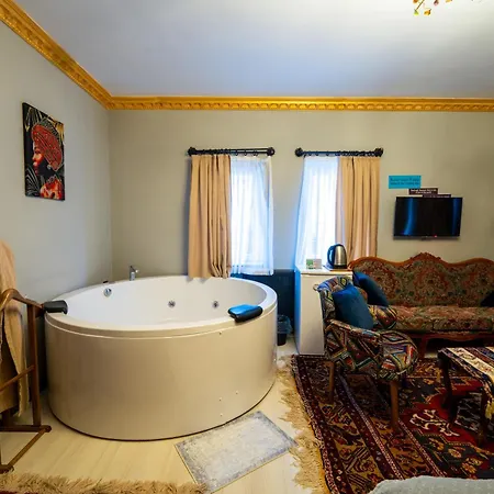 Hotel Alpha Stone House