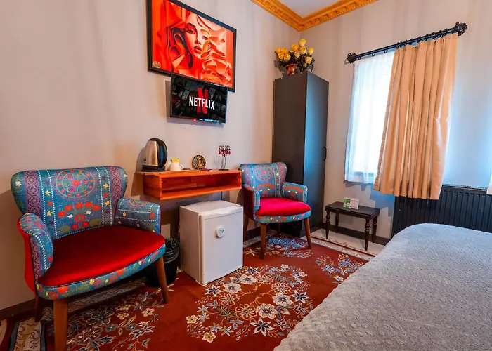 Alpha Stone House Otel *